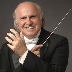 O maestro paulistano era diretor artístico da Ospa na época da homenagem Foto: Site www.karabtchevsky.com.br