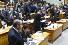 Vereadores em Plenário para votação do Orçamento 2018