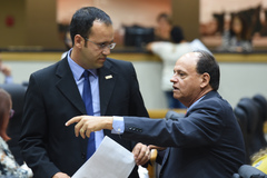 Vereadores Moisés Barboza (PSDB) e João Bosco Vaz (PDT)