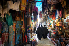 O mercado de artesanato e alimentos, no bairro muçulmano
