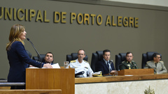 Vereadora Mônica Leal, na tribuna, saudou a data em nome da Câmara Municipal