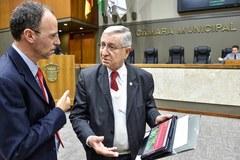 Vereadores Marcelo Sgarbossa (PT) e João Carlos Nedel (PP)