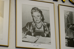 A foto da ex-parlamentar na galeria Mulheres no Poder Municipal