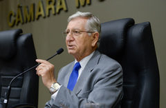 Vereador João Carlos Nedel na Câmara Municipal