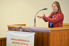 Professora Juliane da Silva falou sobre a importância da integração