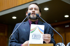  Luciano Fernandes preside a Circo Sul