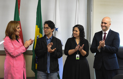 Na foto, a partir da esquerda: Mônica Leal, Felipe Tedesco, Márcia Menna Barreto (Recursos Humanos) e Guilherme de Freitas