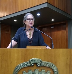 Vereadora Lourdes Sprenger em Plenário