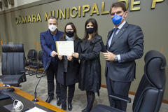A partir da esquerda: André Barbosa, Tanise Sabino (PTB), Fernanda Jardim e presidente Márcio Bins Ely (PDT)