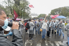 Trabalhadores se mobilizaram contra a proposta desde o início da tarde