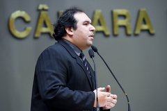 Vereador Dr. Thiago Duarte (DEM) é o proponente da homenagem
