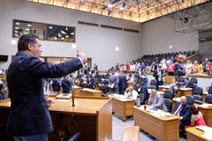 Vereadores debateram projeto em Plenário