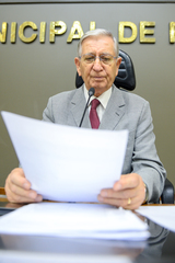 Vereador João Carlos Nedel é o responsável por analisar as diretrizes para o orçamento de 2018