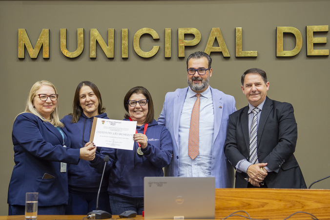 Câmara Municipal concede Comenda Porto do Sol à Sogipa