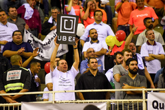 Audiência Pública no Gigantinho sobre legislação para aplicativos de transporte (Uber) em julho de 2016.