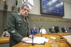 O comandante da Terceira Região Militar, general Anysio Luiz Crespo Alves Negrão, discursou representando o Comando Militar da Região Sul