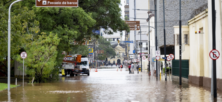 Registro da enchente de maio no Centro de Porto Alegre