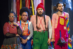 Espetáculo teatral infantil "Adivinha o Que é - Um Musical Inspirado no Disco do MPB4" na VIII Mostra de Artes Cênicas e Música do Teatro Glênio Peres, da Câmara Municipal de Porto Alegre.