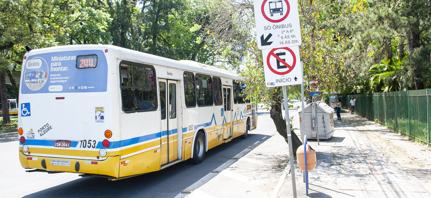 Proposta é válida para a faixa azul destinada para os ônibus