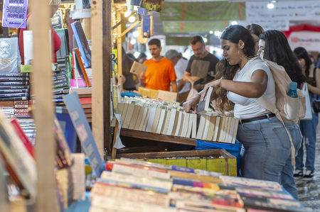 Feira do Livro vai até o dia 20 de novembro