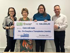 Tanise Sabino entrega emenda de 100 mil reais para a Via Vida